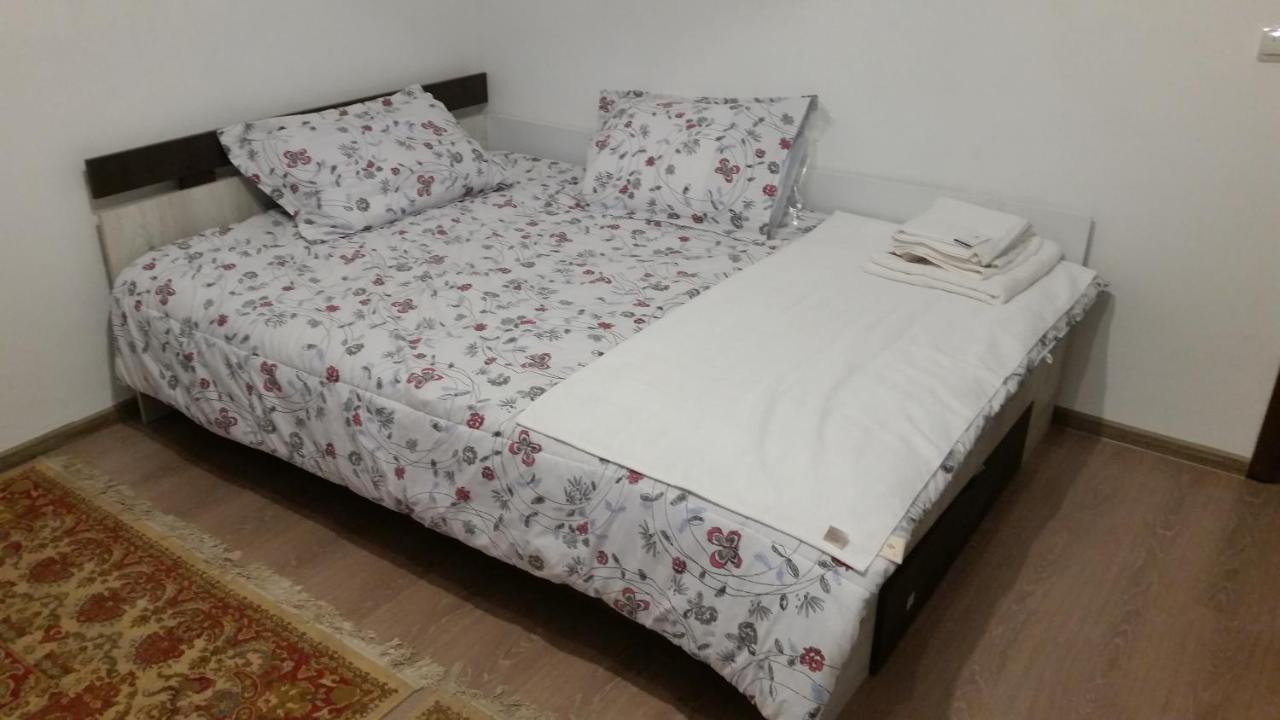 Apartment Eapartment *