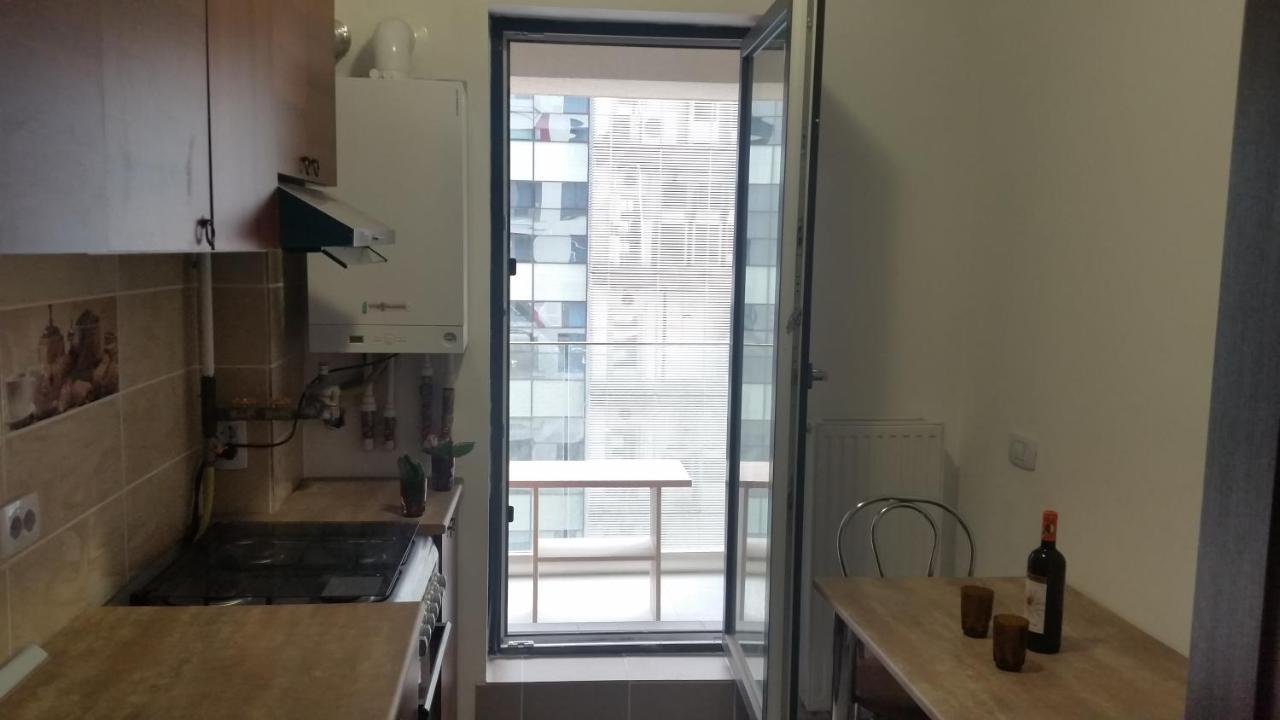 Eapartment Apartment *